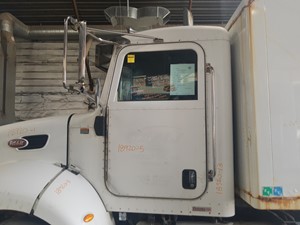 Used 2008 Peterbilt 335 Door (Stock #18920-5)) Part Image