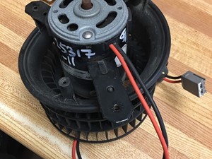 Used 2009 International DuraStar 4300 Blower Motor Image