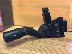 Used 2009 International DuraStar 4300 Turn Signal Switch (Stock #25317-14)) Part Image