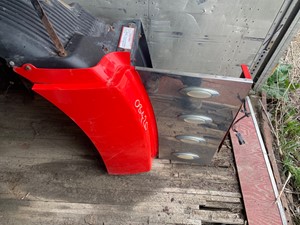 Used 2009 Volvo VT Fender Extension (Stock #08420-6)) Part Image