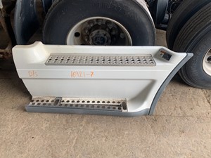 Used 2010 Freightliner Cascadia Tank Fairing (Stock #16921-7)) Part Image