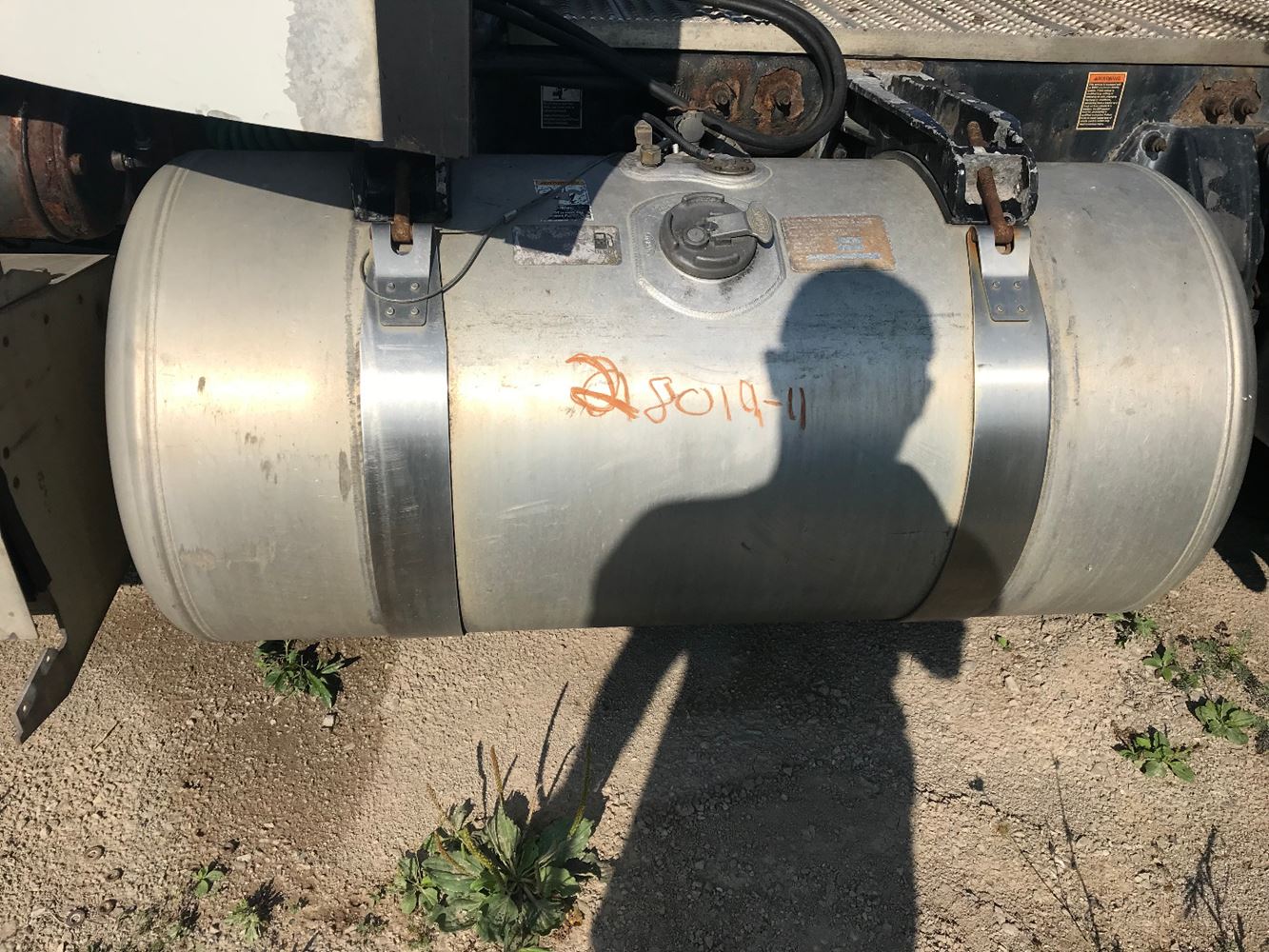 2011 Peterbilt 386 (Stock 2801911) Fuel Tanks TPI