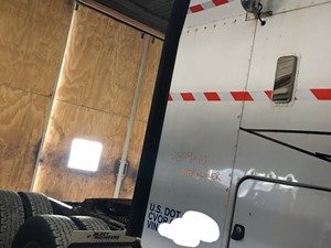 Used 2012 Peterbilt 384 Sleeper Fairing (Stock #06519-10)) Part Image