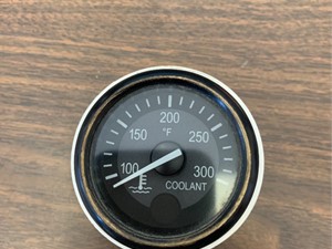 Used 2013 Peterbilt 384 Cab Gauge (Stock #20620-16)) Part Image