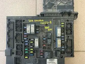 Used 2014 Freightliner Cascadia Fuse Box (Stock #06022-2)) Part Image