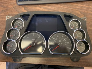 Used 2015 Peterbilt 579 Instrument Cluster (Stock #00321-11)) Part Image