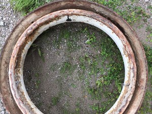 Used 22.5" 22.5" Wheel Image