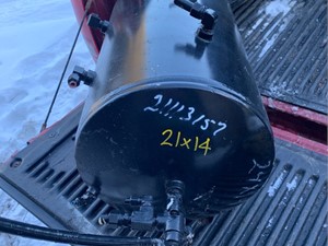 Used Air Tank (Stock #21113157)) Part Image