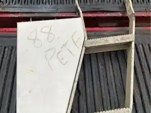 Used 1988 Peterbilt Step (Stock #21116308)) Part Image