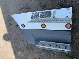 Used 1995 Freightliner FLD112 Tank Fairing (Stock #15316-18)) Part Image