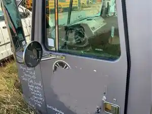 Used 1996 VolvoWhiteGMC WG Door (Stock #04322-9)) Part Image
