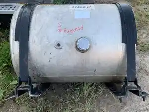 Used 1997 Volvo WG Hydraulic Tank (Stock #08824-1)) Part Image