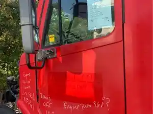 Used 2004 Freightliner COLUMBIA Door (Stock #08823-1)) Part Image
