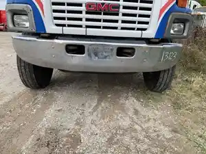 Used 2004 GMC C7500 Bumper (Stock #13123-1)) Part Image