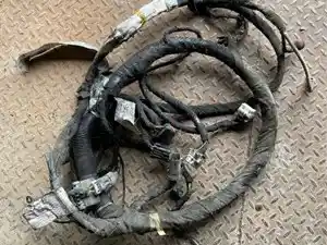 Used 2005 International 7400 Wiring Harness (Cab & Dash) (Stock #01016-16)) Part Image