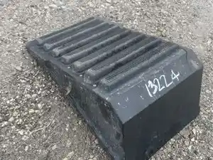 Used 2005 International 8600 Battery Box Cover (Stock #13224-5)) Part Image