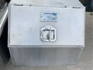 Used 2005 International 9900I Tool Box Image