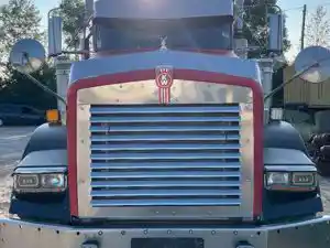 Used 2005 Kenworth T800 Hood (Stock #12224-2)) Part Image