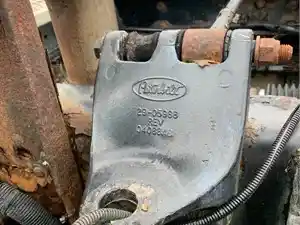 Used 2006 Peterbilt 387 Cab Mount (Stock #28918-12)) Part Image