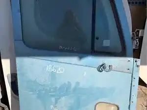 Used 2007 Freightliner CENTURY CLASS/COLUMBIA Door (Stock #18620-6)) Part Image