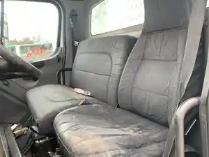 Used 2007 Freightliner M-2 Seat (Stock #07623-7)) Part Image