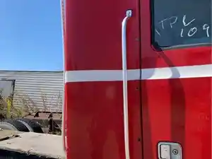 Used 2007 Mack CHN613 Cab Fairing (Stock #07023-11)) Part Image