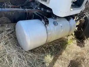 Used 2007 Peterbilt 335 Fuel Tank (Stock #24220-5)) Part Image