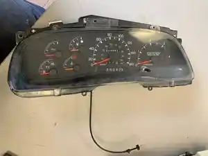 Used Ford F-550 Instrument Cluster (Stock #19121-7)) Part Image