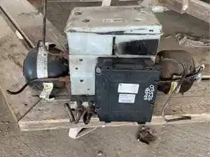 Used 2007 Wabco HPB ABS Modulator Valve (Stock #03526-6)) Part Image