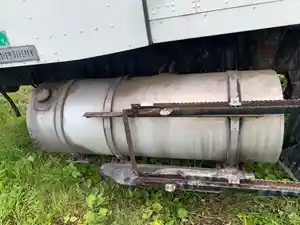 Used 2008 Kenworth T660 Fuel Tank (Stock #09624-19)) Part Image