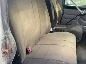 Used 2010 Peterbilt 335 Seat (Stock #15721-11)) Part Image