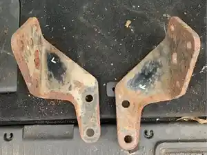 Used 2010 Peterbilt 387 Engine Mount Image