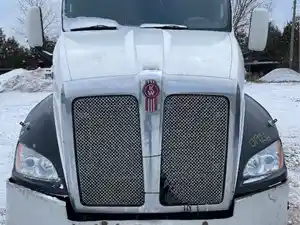 Used 2011 Kenworth T700 Hood (Stock #01926-4)) Part Image