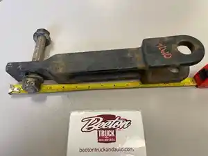 Used 2011 Kenworth T700 Tow Hook Image
