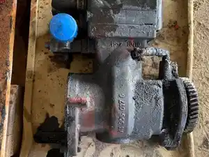 Used 2012 Cummins ISC Air Compressor (Stock #03925-12)) Part Image