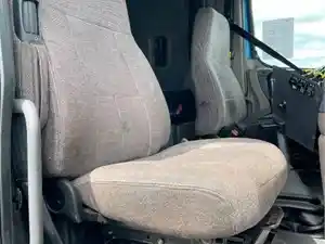 Used 2012 Freightliner Cascadia Seat (Stock #02926-5)) Part Image