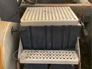Used 2012 International PROSTAR Battery Box Image