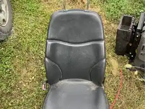 Used 2012 Mack LEU633 Seat (Stock #07825-6)) Part Image