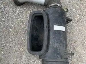 Used 2012 Peterbilt 384 Air Cleaner (Stock #06519-22)) Part Image