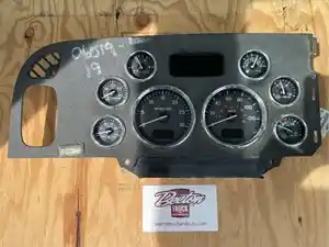 Used 2012 Peterbilt 384 Instrument Cluster (Stock #06519-19)) Part Image