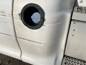 Used 2012 Peterbilt 386 Tank Fairing Image