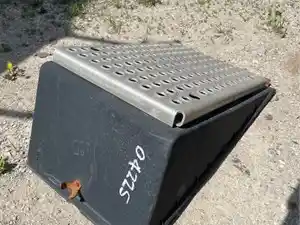 Used 2013 Freightliner M-2 Battery Box Cover (Stock #04225-7)) Part Image