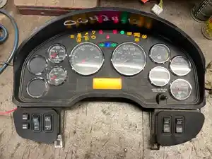 Used 2013 International PROSTAR Instrument Cluster (Stock #06424-13)) Part Image