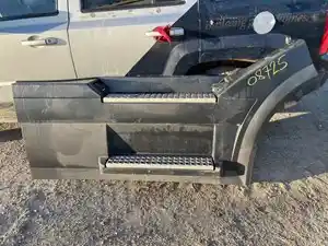 Used 2016 Volvo VNL Tank Fairing (Stock #08725-4)) Part Image