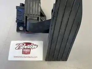 Used 2017 Peterbilt 579 Throttle Position Sensor (Stock #21116748)) Part Image