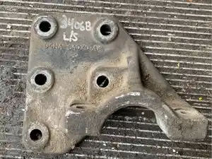 Used Ford Engine Mount Image