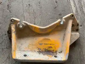 Used Ford Engine Mount (Stock #21115854)) Part Image