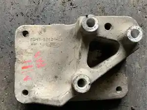 Used Ford Engine Mount Image