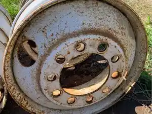 Used Hub Pilot / Unimount 24.5" Wheel (Stock #21116232)) Part Image