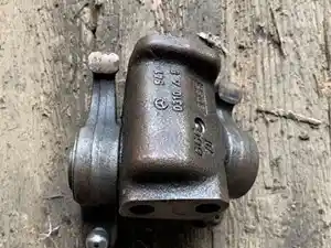 Used Mercedes MBE4000 Rocker Arm (Stock #21116046)) Part Image